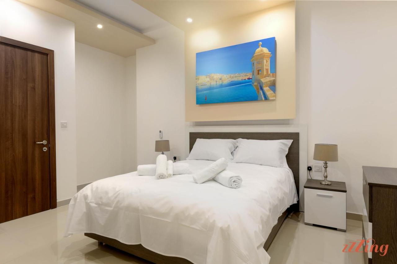 Luxurious Duplex Seafront Apt W Amazing Sea Views Birżebbuġa Dış mekan fotoğraf