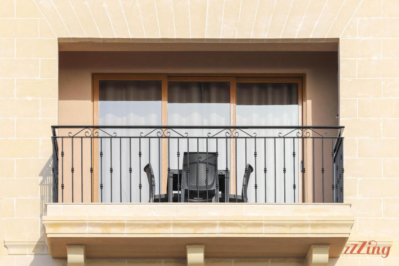 Luxurious Duplex Seafront Apt W Amazing Sea Views Birżebbuġa Dış mekan fotoğraf